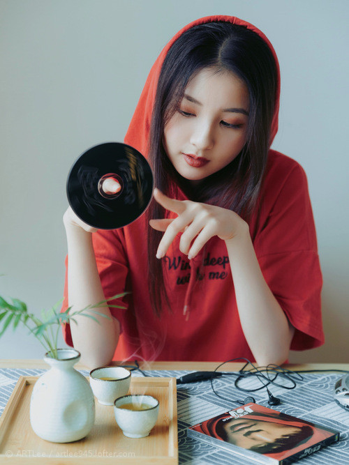 国足锋线组合再调整,冲击力增强,国足锋线新星横空出世,他是谁呢_