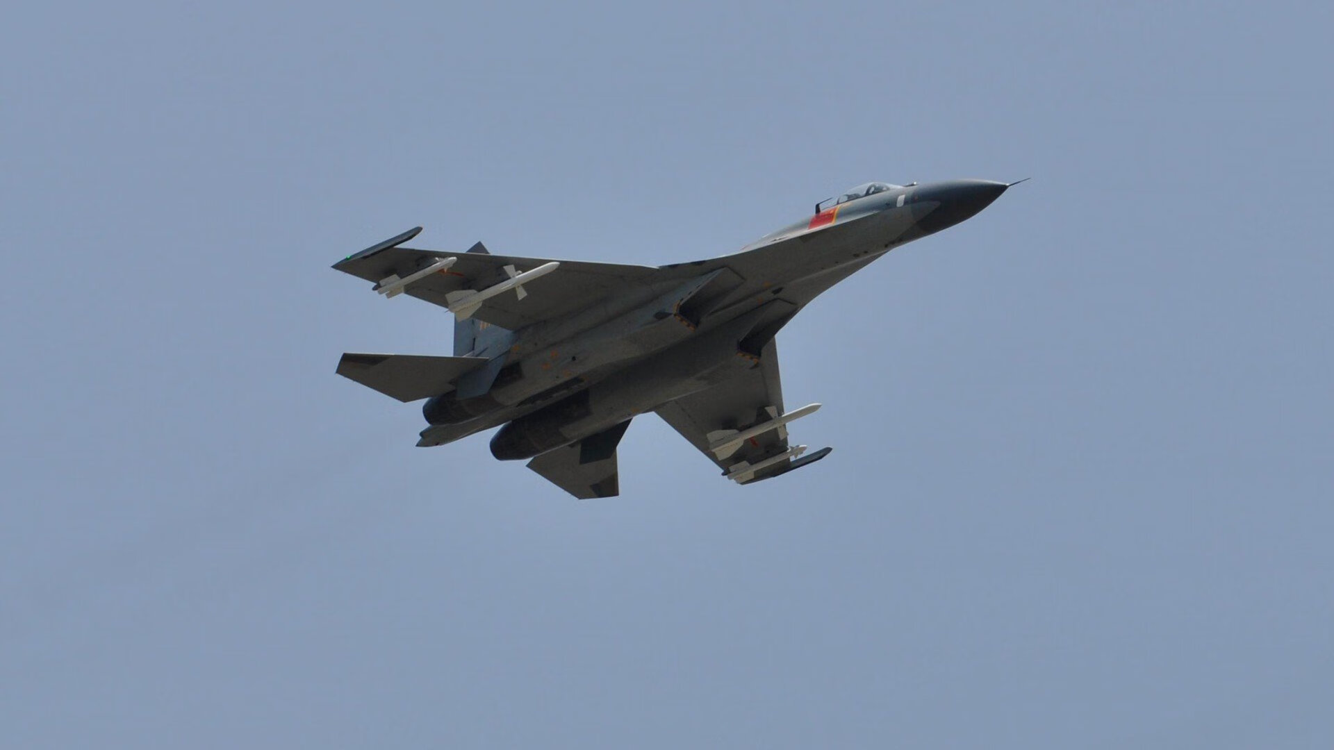 九游娱乐(jiuyou)官方网站-渡边一平稳步提升成绩，赛场表现亮眼，渡边庸一百科